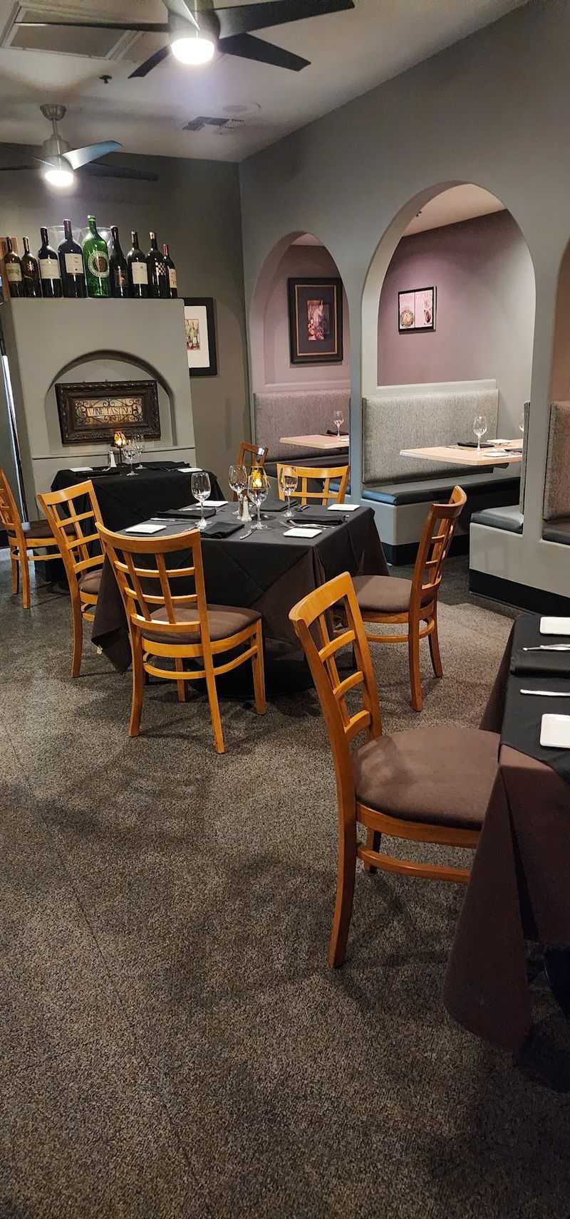 Todd's Unique Dining