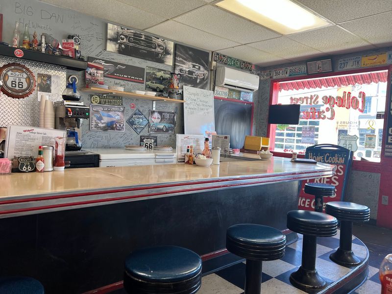 A Genuine Route 66 Stop On West College Street