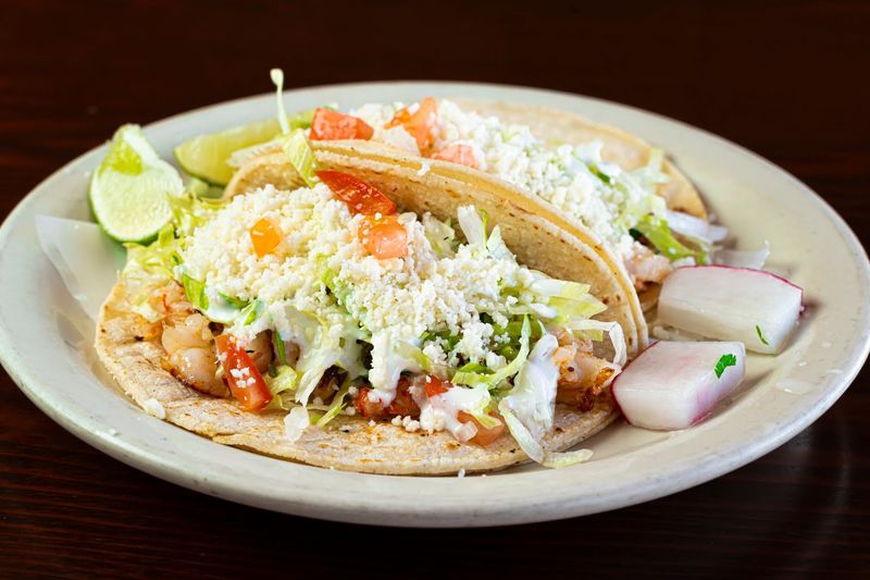 Tacos That Actually Come Con Todo