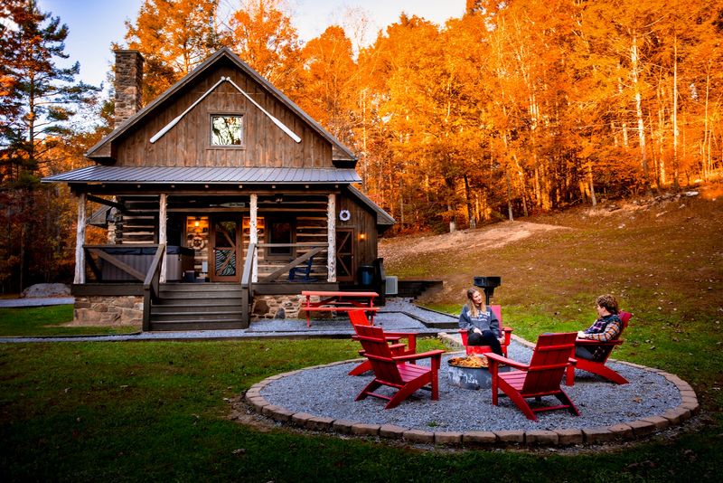 Intimate Dining Options Tailored For Adults