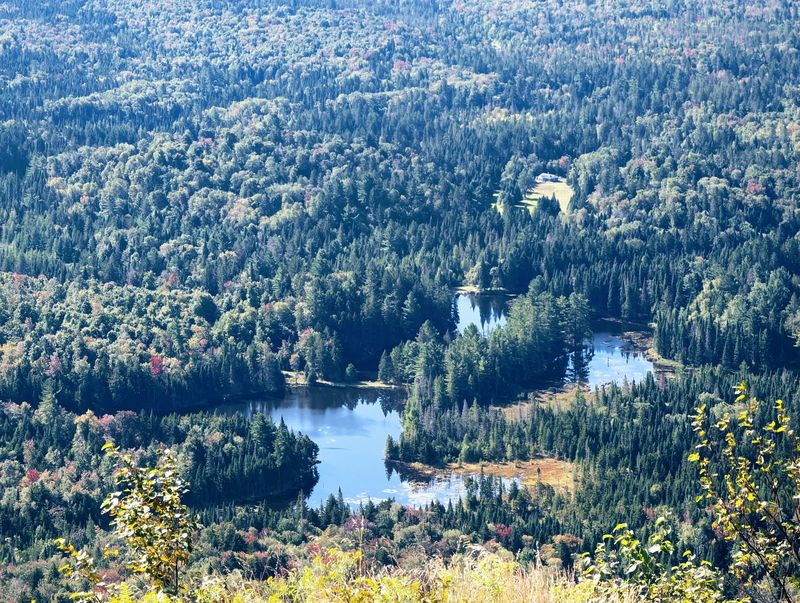 Azure Mountain - Waverly, Franklin County