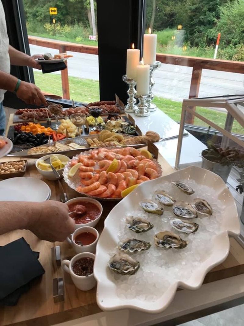 Your Indiana Seafood Adventure Starts Now