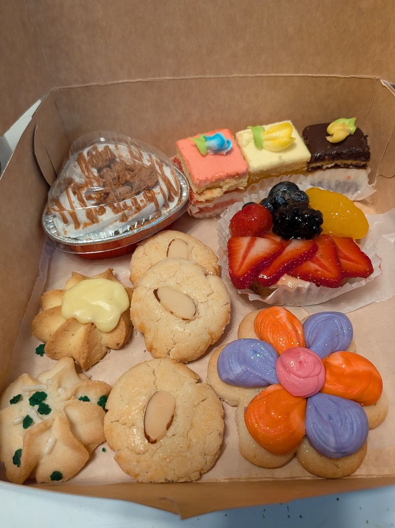Petit Fours And Small Bites With Big Manners