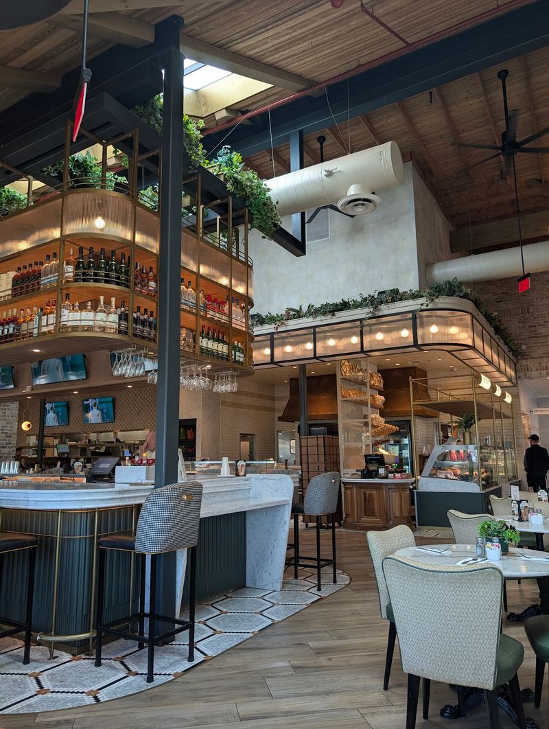 Katella Bakery, Deli and Restaurant, Los Alamitos
