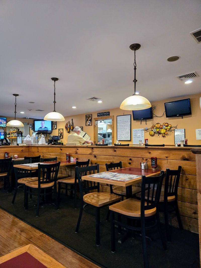 Tiny's Restaurant
