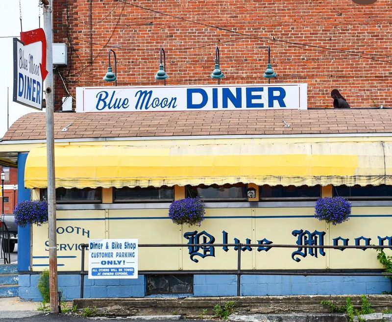 Blue Moon Diner