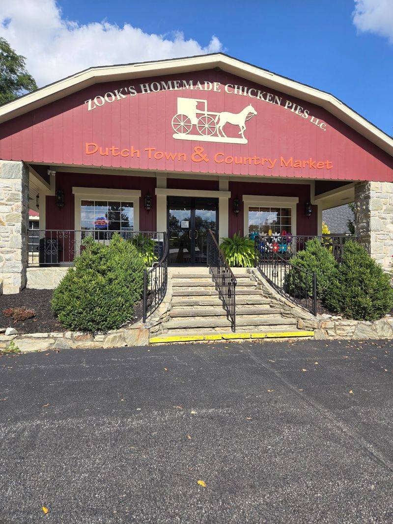 Zook's Homemade Chicken Pies And Bakery