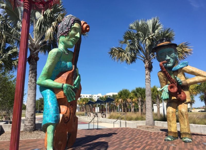 The Gateway Sculptures That Stop You In Your Tracks