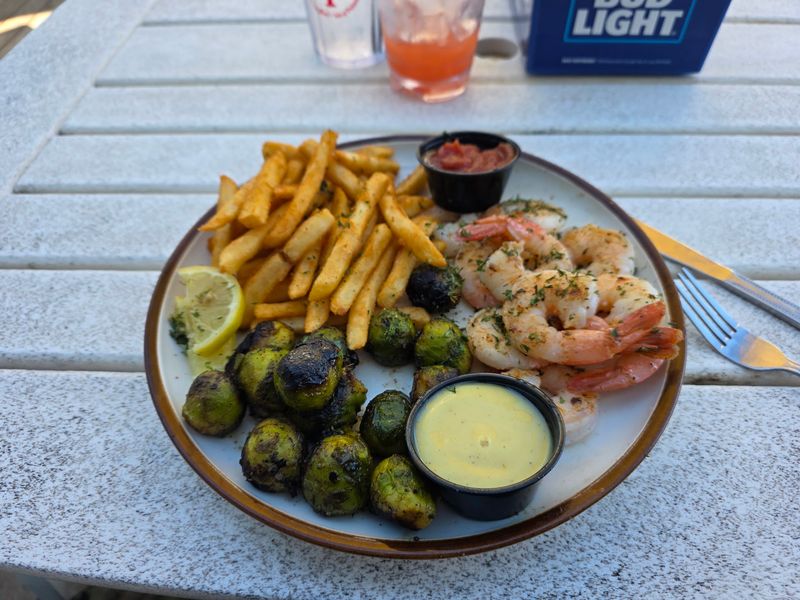 Local Culinary Experiences Featuring Fresh Seafood