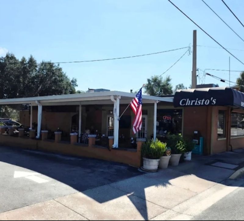 Christo's Cafe