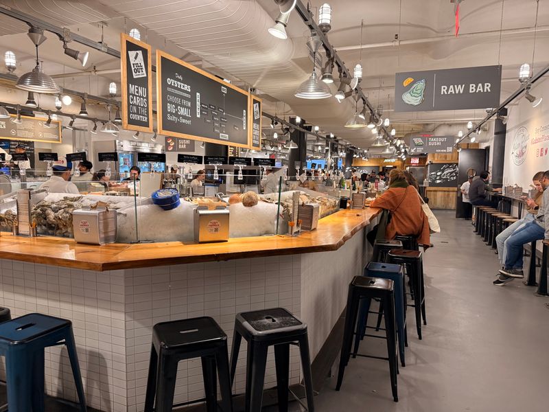 P.E. And D.D. Seafood Co. At Chelsea Market