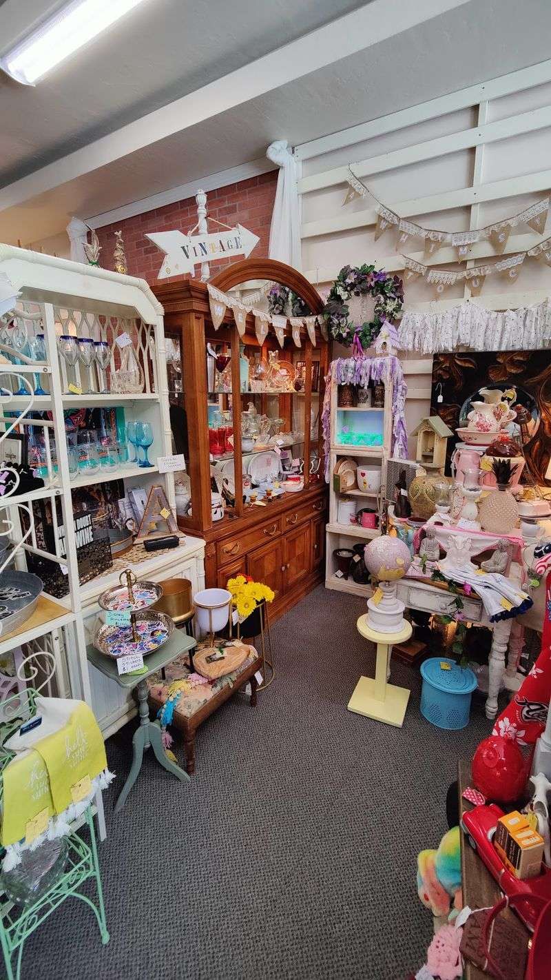 Kaleidoscope, Shabby Chic Meets Western Spirit