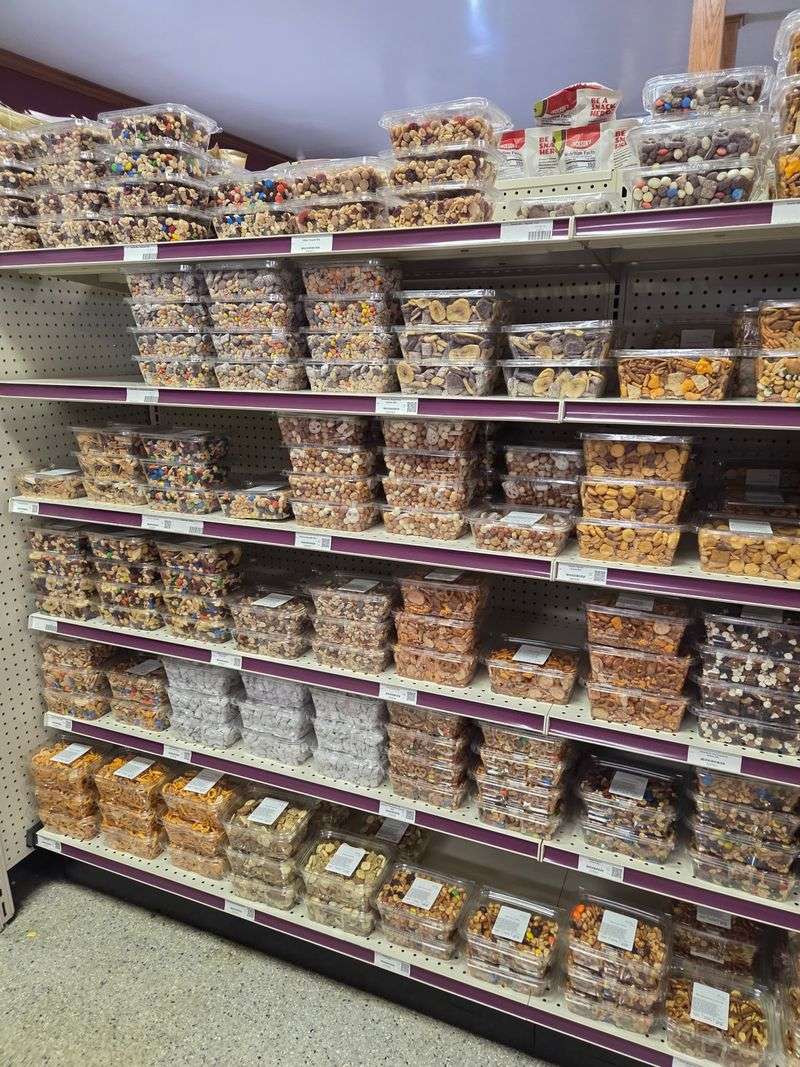 Miller's Bulk Food & Bakery