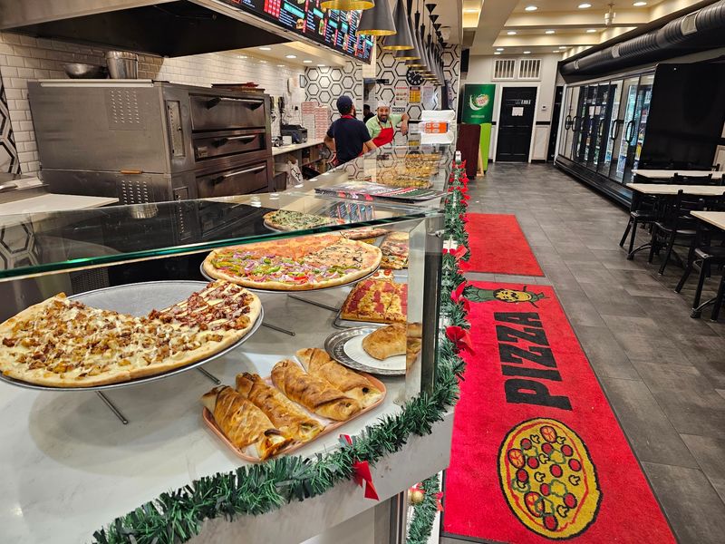 La Citta Pizzeria & Restaurant - Gramercy, Manhattan