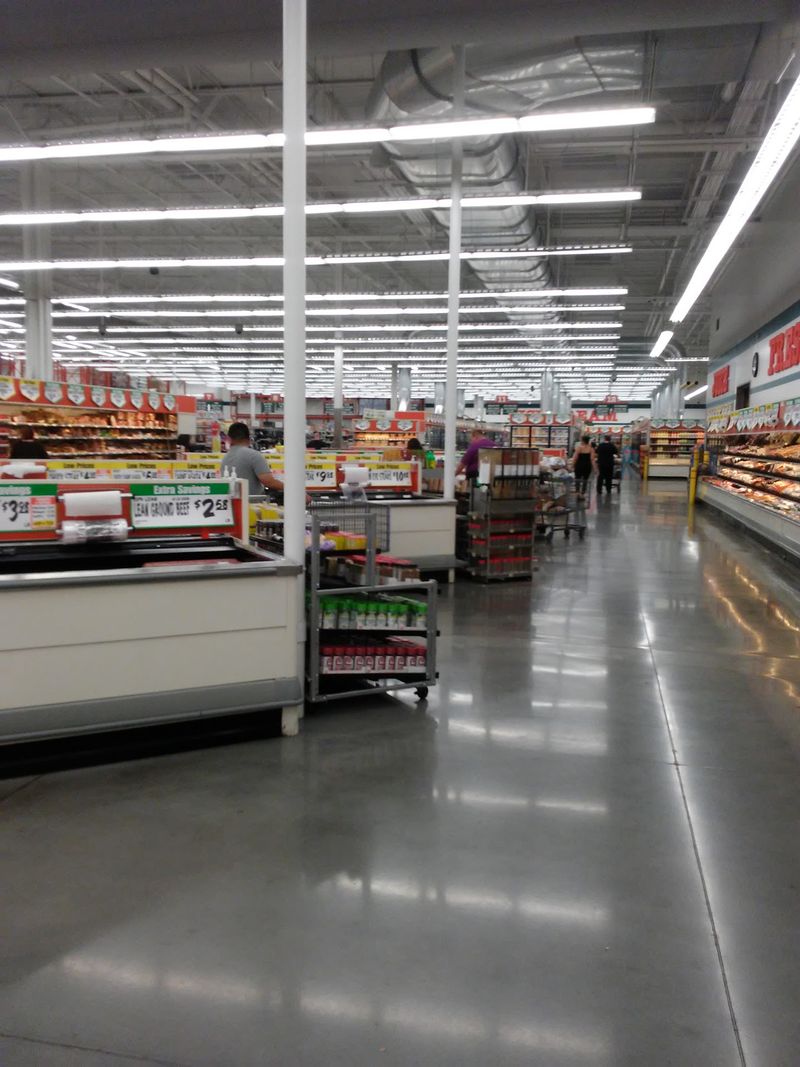 Wide Aisles Built For Carts, Kids, And Wheelchairs