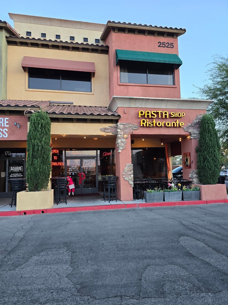 A Laid-Back Spot To Dine Outside