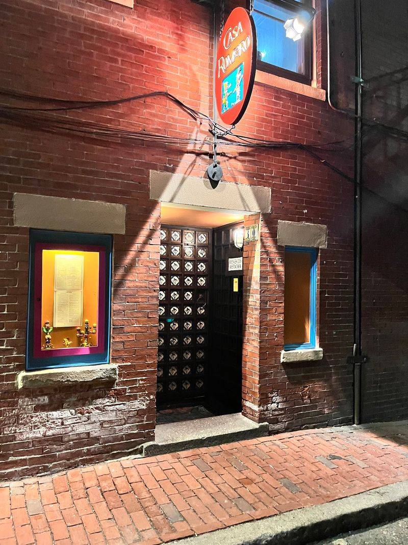 Casa Romero, Boston