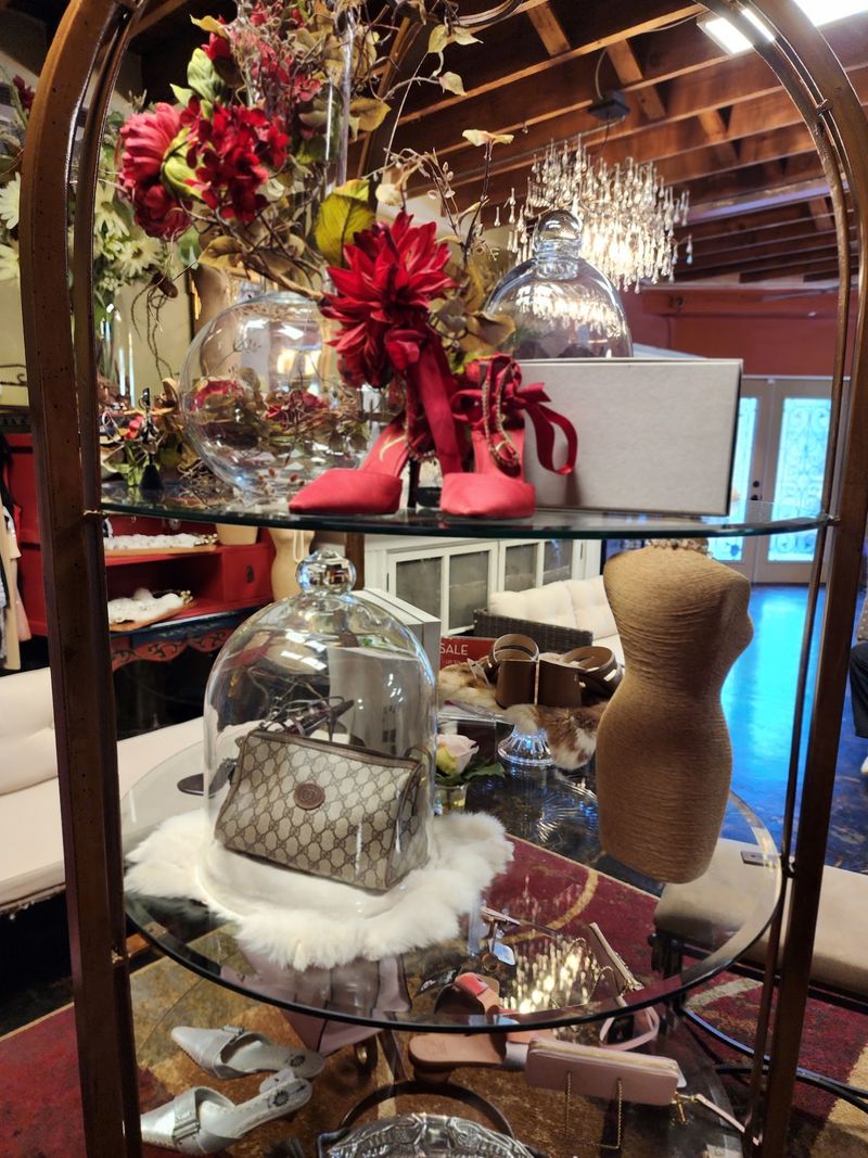 Anna's Closet Upscale Consignments