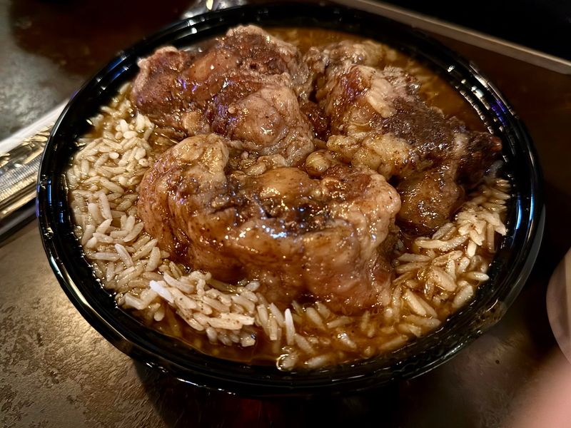 Braised Oxtails Worth Clearing Your Schedule For