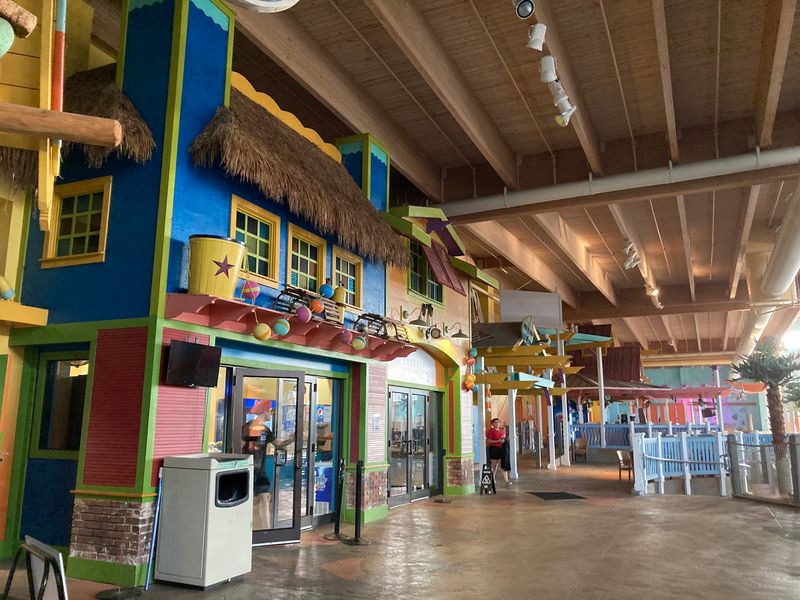 Grown Ups Get Palm Grotto