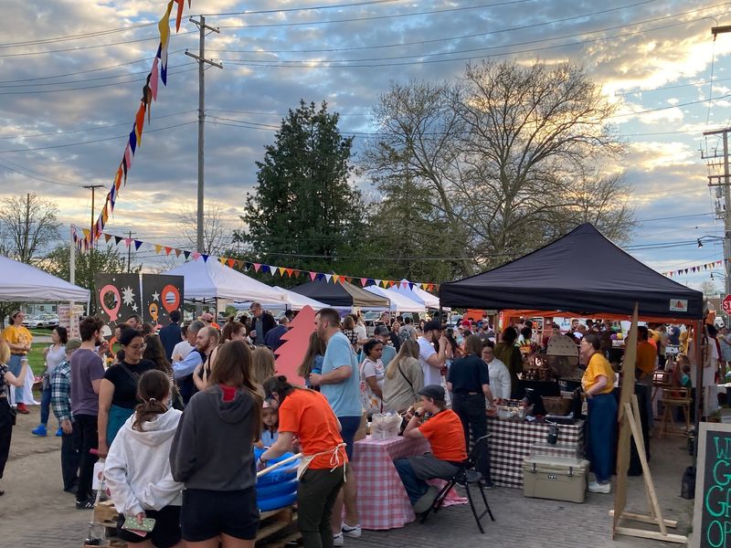 Last Saturday Market Fun