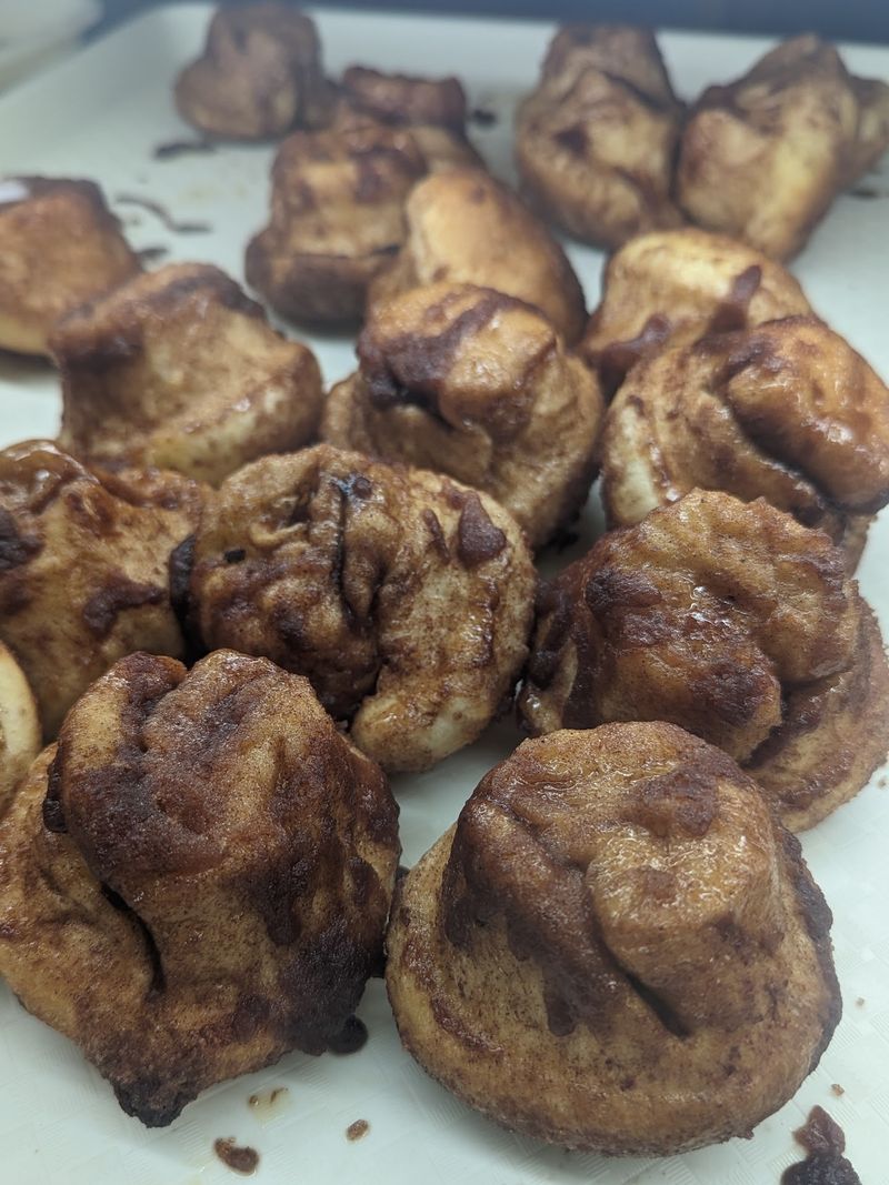 The Fried Cinnamon Roll Everyone Talks About