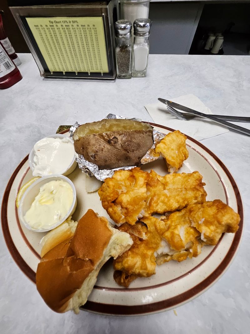 Fish Fry Nights Bring In The Regulars