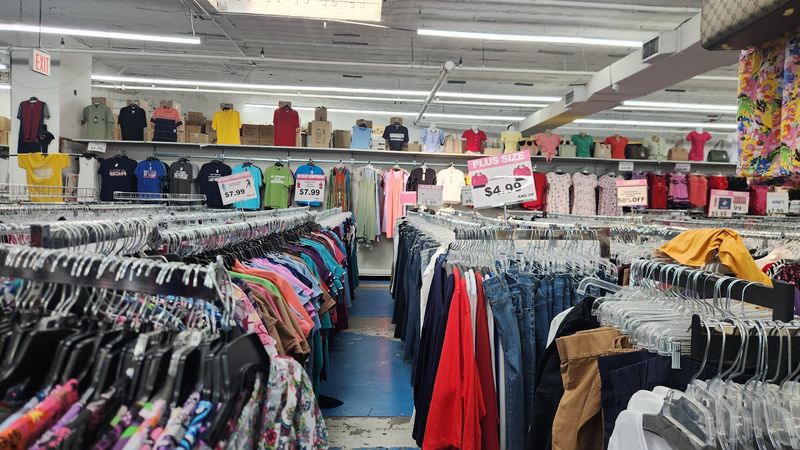 National Wholesale Liquidators - Borough Park, Brooklyn