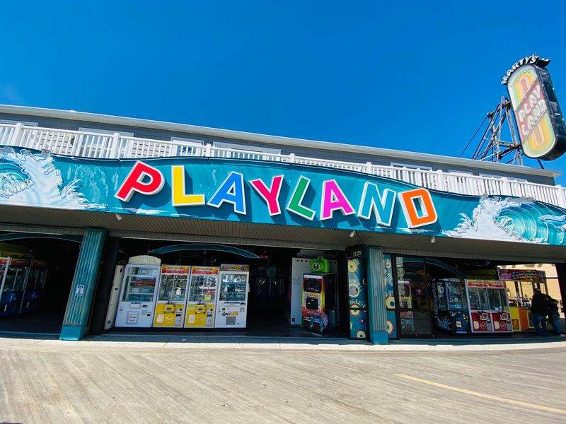 Right Where The Boardwalk Gets Loud