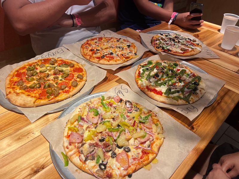 Dells Pizza Lab