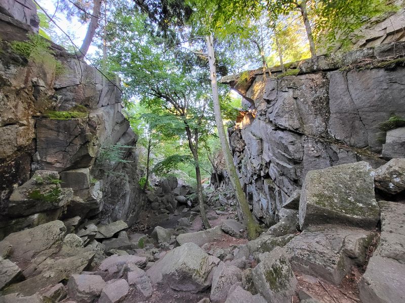 Purgatory Chasm State Reservation
