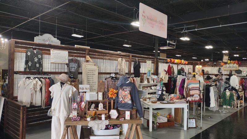 Shoppe The Square Brings Fresh Faces Forward