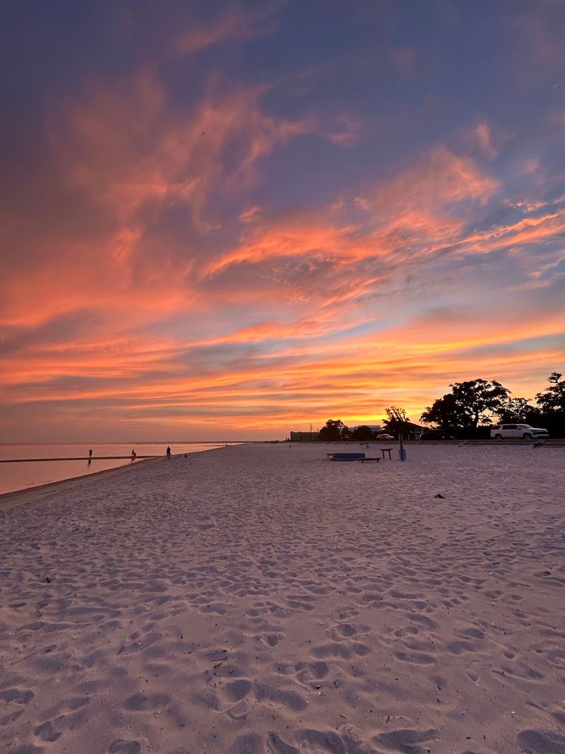 Henderson Point Beach