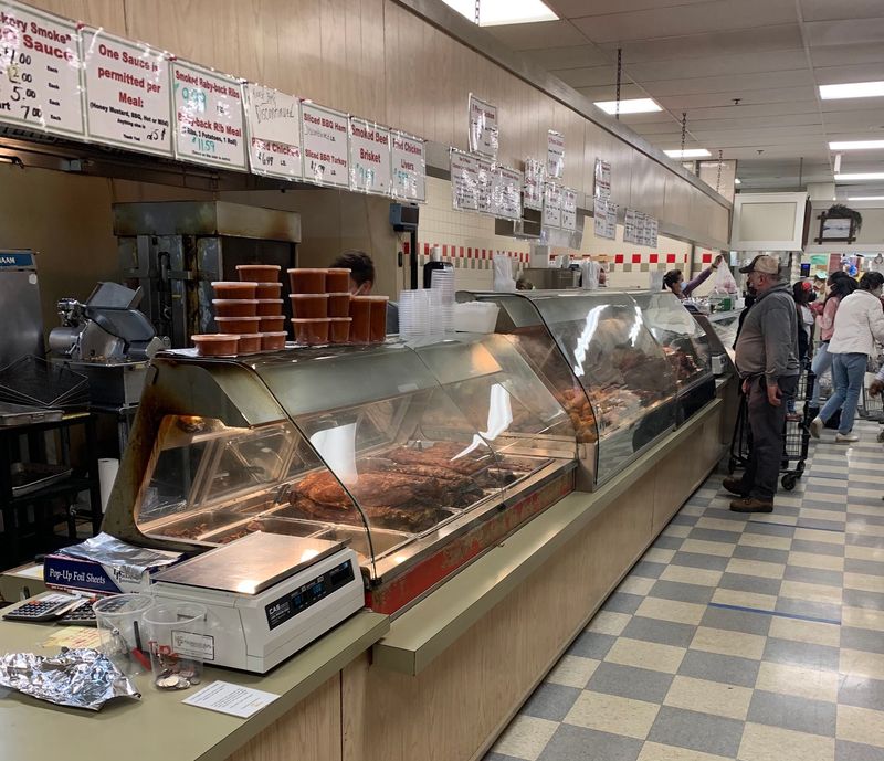 The Dutch Market Restaurant And Hot Food Options