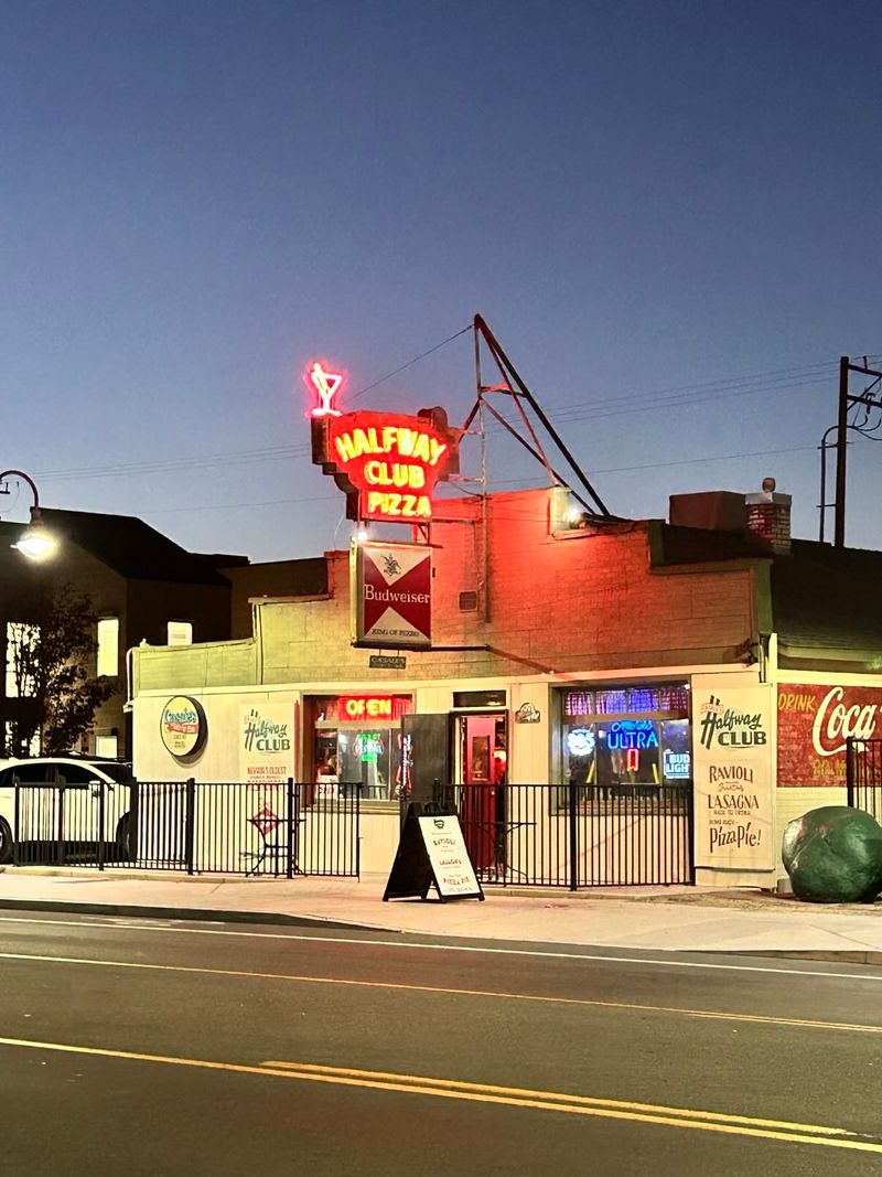 Casale's Halfway Club, Reno