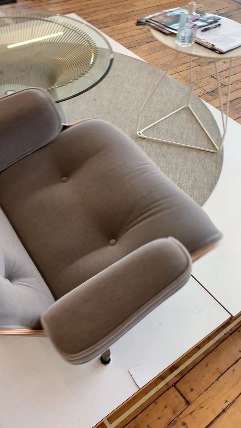 Knoll Classics Hiding In Plain Sight