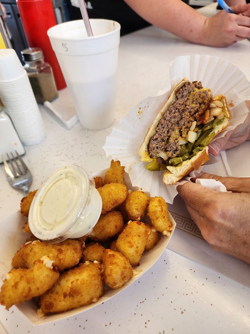 Ingredients That Make A Great Cheeseburger