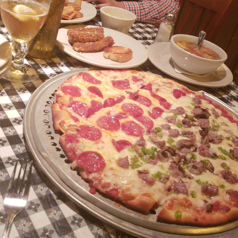 On-Site Dining That Keeps Things Convenient
