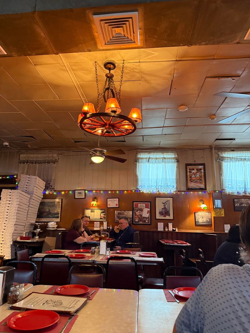 Patsy's Tavern & Restaurant