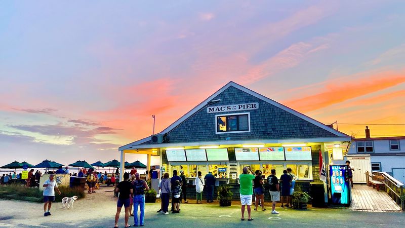 Mac's On the Pier, Wellfleet