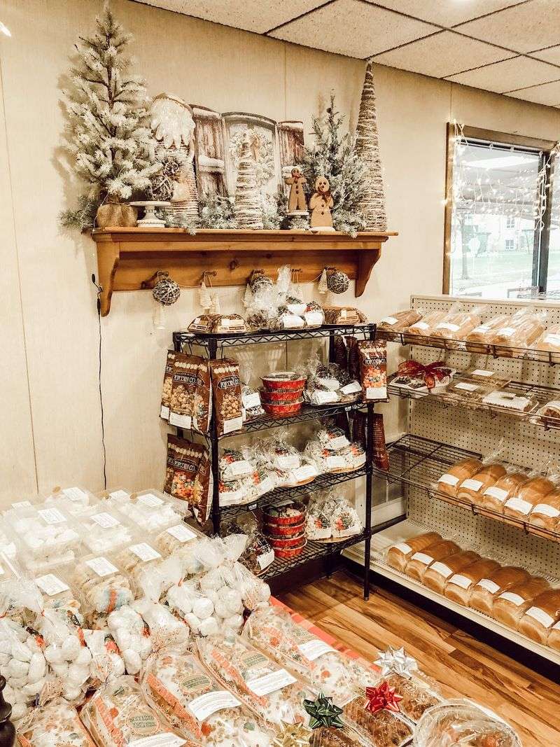 Hill Top Bakery