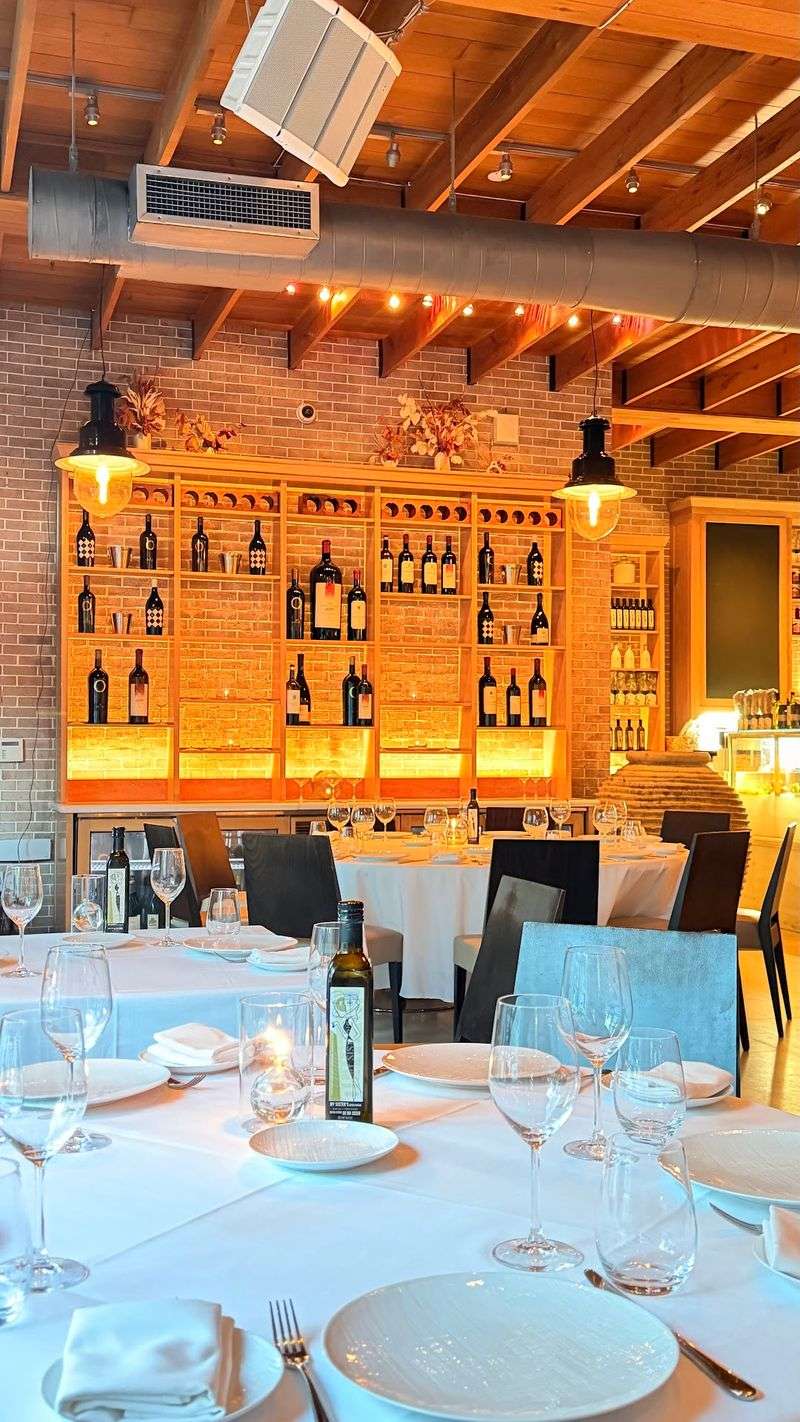 Estiatorio Milos Miami Beach