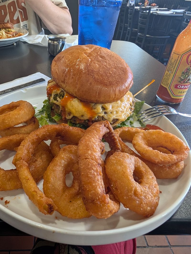 Lunch Options That Hold Their Own