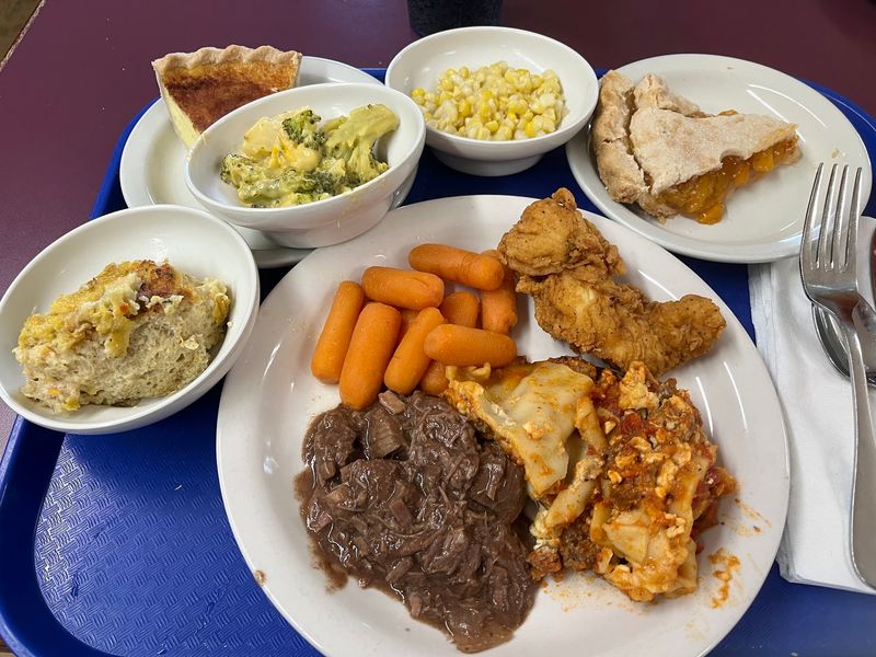 Freshly Fried Chicken Makes A Strong First Plate