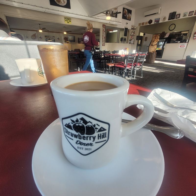 Coffee Cups That Never Run Empty