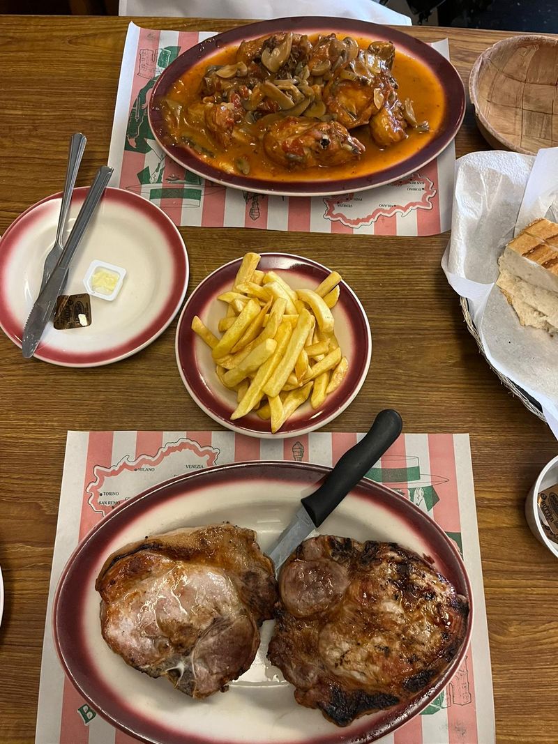 La Manda's Restaurant - White Plains