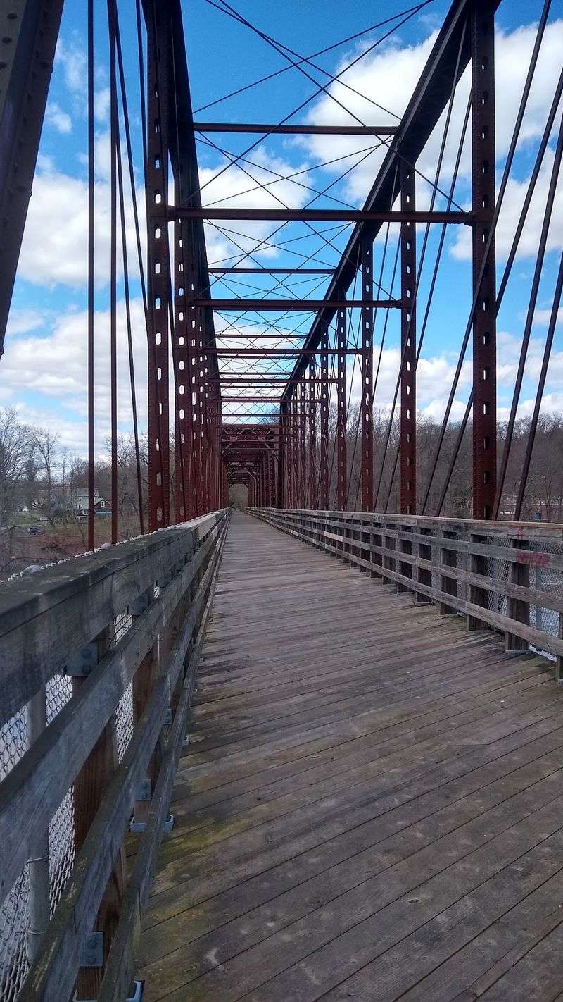 Canalside Rail Trail