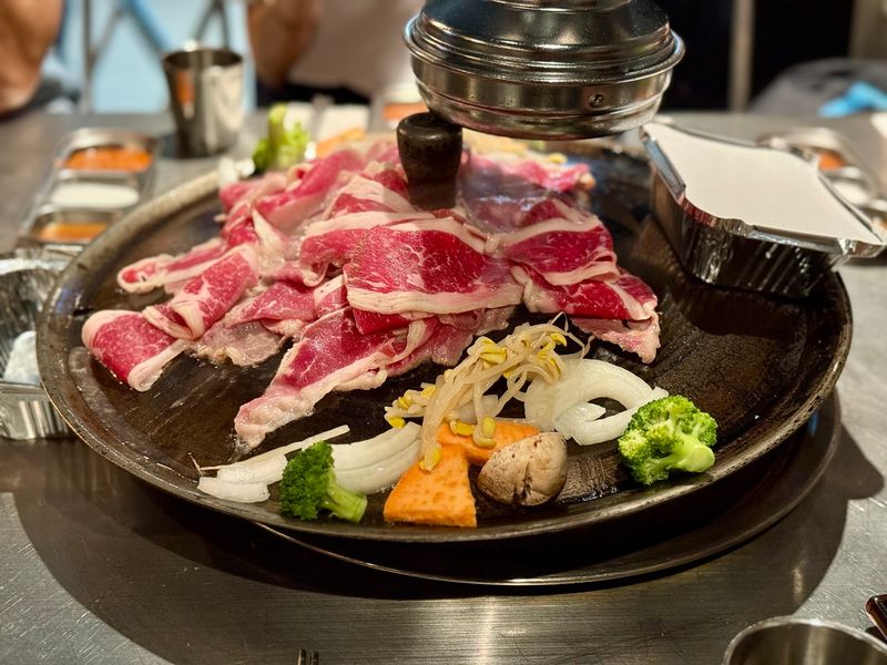 The Cap-Style Grill Does Half The Work