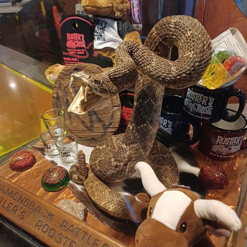Watch A Balloon Artist Bring The Fun To Your Table