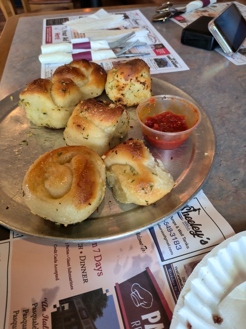 Garlic Knots Worth Rearranging Dinner Plans For